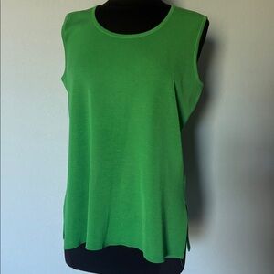 Misook sleeveless tank,Kelly green